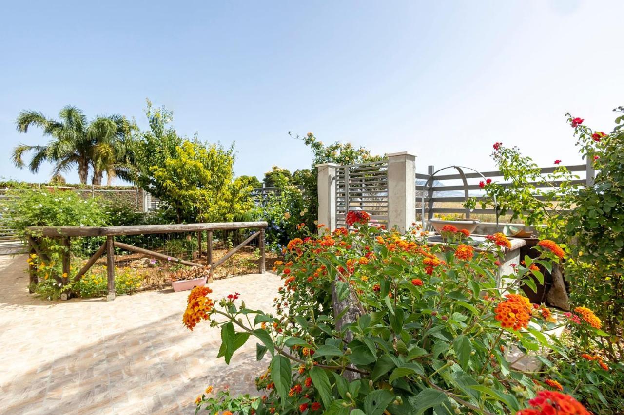 Brezza Salina Bed & Breakfast Torre Nubia ภายนอก รูปภาพ